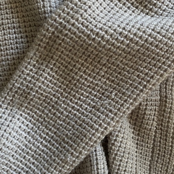 oversized wilfred grey sweater - Picture 3 of 5